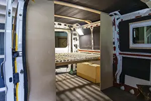 Bilder Datiert 18. Juni 2024: Diy camper van conversion print