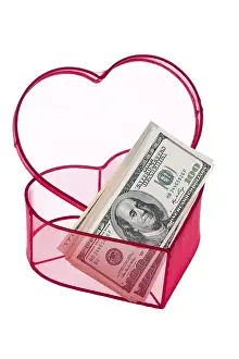 Love Symbolic Picture Drucke: Many dollar banknotes in a heart