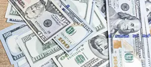 Hundred Dollar Bills Drucke: Many hundred dollar bills on the table