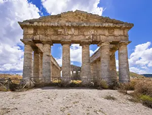 Drucke von Dorischer Tempel der Elymer von Segesta, Provinz Trapani, Sizilien, Italien Trapani Drucke: Dorischer Tempel der Elymer von Segesta