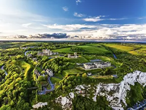 Steep Cliff Landscape Photography Drucke: Dover Castle from a drone, White Cliffs