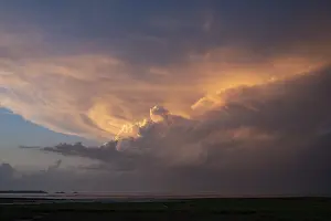 Cumulonimbus Cloud Drucke: Dramatic cloud formation, cumulonimbus