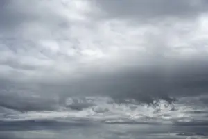 Overcast European Sky Drucke: Dramatic cloud formation, filling the format