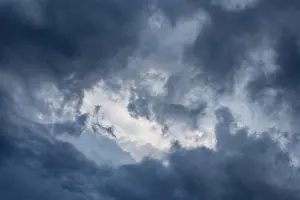 Cloud Formation Germany Drucke: Dramatic cloud formation in front of a summer thunderstorm