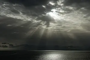 Dramatic Cloud Formation Drucke: Dramatic cloud formation, thunderstorm atmosphere