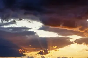 Kalmar Lan Landscape Photography Drucke: Dramatic cloud sky at sunset, intense colors