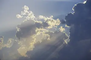 European Cloudy Skies Drucke: Dramatic clouds La Roque-Sainte-Marguerite