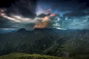 High Alpine Nature Reserve Drucke: Dramatic clouds above Lechtal mountains