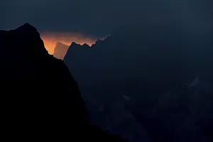 Sunrise In Austria Drucke: Dramatic clouds above Lechtal mountains