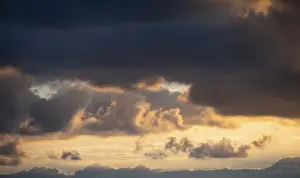 Deserted Beach Greece Drucke: Dramatic clouds, sunset, Cyclades