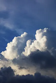 Cumulus Humilis Cloud Drucke: Dramatic cloudy sky with clouds (cumulus)