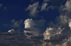 Cloudy Sky Austria Drucke: Dramatic cloudy sky with cumulus clouds