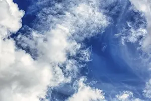 Clifden Ireland Drucke: Dramatic cloudy sky, good weather