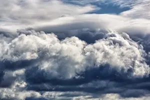 Orkney Islands Scotland Drucke: Dramatic cloudy sky, Orkney Islands