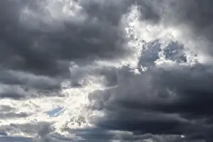 Cloudy Sky Drucke: Dramatic cloudy sky, thunderclouds, Switzerland