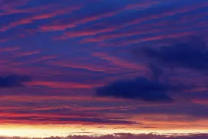 Central European Sunset Drucke: Dramatic evening sky at sunset