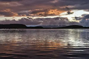 Scottish Highlands Evening Light Drucke: Dramatic evening sky, sunset on the coast