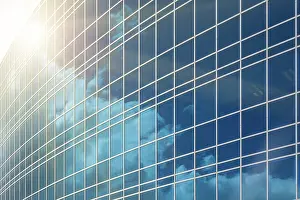Corporate Building Background Drucke: Dramatic Reflective Corporate Building Background
