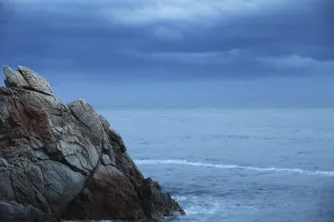 Severe Weather Photography Drucke: Dramatic seascape featuring scenic rock formations