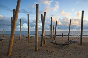 Deserted Danish Coast Drucke: Dramatic sunset on the empty beach