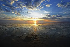 Deserted North Sea Coast Drucke: Dramatic sunset on the beach, Langeoog