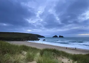 Wildlife Photography Cornwall Drucke: A dramatic sunset at Holywell bay cornwall