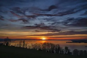 Vorarlberg Landscape Photography Drucke: Dramatic sunset on the lake, clouds