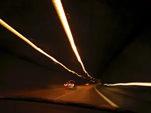 Passenger Car Transport Drucke: Driving on the highway