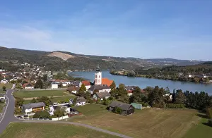 Aerial Landscape Photography In Austria Drucke: Drone image, view of Gottsdorf