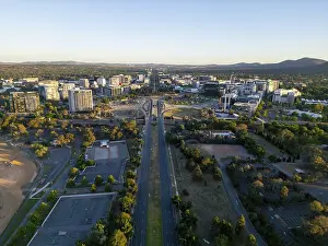 Evening Light Over The City Drucke: From above drone shot of Canberra