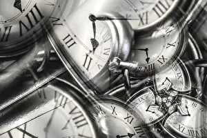 Symbolic Picture Of Time Drucke: Droste effect background with infinite clock spiral