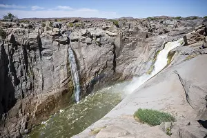 Augrabies Falls National Park Drucke: Dumping at the Orange River Waterfall