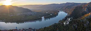Ruined Building Europe Drucke: Durnstein ruins at sunset