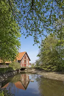 Ecofriendly Energy Source Drucke: Dustermuhle on the river Dinkel