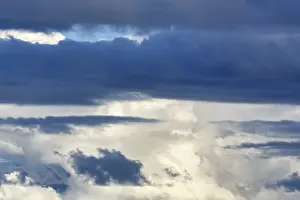 Blue Sky Photography Europe Drucke: Dynamic mix of different cloud formations