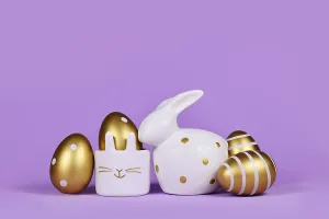 Holiday Decoration Ideas Drucke: Easter decoration with easter bunny