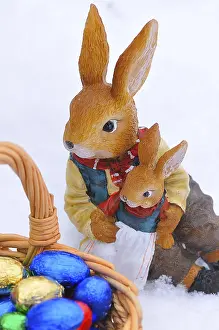 Christian Easter Traditions Drucke: Easter in the snow, Easter bunnies in the snow