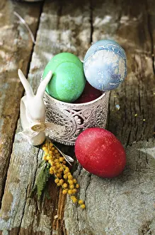 Easter Bunny Image Drucke: Easter time, spring flowers, easter eggs and easter bunny