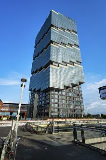 Berlin Construction Site Drucke: Edge East Side Tower construction site