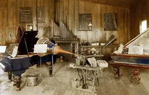 Ancient History Illustration Drucke: Edisons experimental development facility for the phonograph