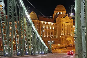 Hungarian Capital City Landmark Drucke: Edited by: Helicon Filter