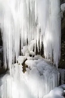 Frozen Waterfall Scene Drucke: Eiszapfen
