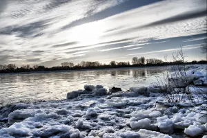 Brash Ice Formation Drucke: Elbe in winter