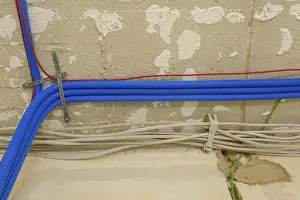 Construction Work In Germany Drucke: Electric cables and conduits under the ceiling