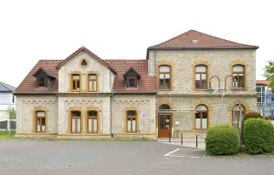 Monument Conservation Europe Drucke: Former elementary school from 1887 with extensions from 1949