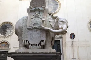 Städtische Landschaften Drucke: Elefant und Obelisk vor der Basilika Santa Maria Sopra Minerva in Rom, Italien