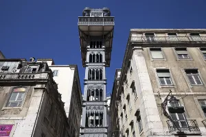 Lisbon Elevator Drucke: Elevator, passenger elevator, Elevador de Santa Justa