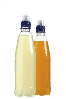 Cut Out Food Images Drucke: Energy drinks, two bottles