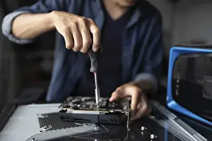 Electronic Repair Shop Drucke: IT Engineer installing Hardware Equipment Development Facility Engineer Maintenance computer Motherboard Electronic