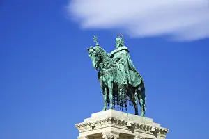 Drucke von Reiterdenkmal des Königs Stephan I. von Ungarn, Budapest, Ungarn Budapest, Einschließlich Der Donauufer, Des Budaer Burgviertels Und Der Andrßssy-Allee Drucke: Reiterdenkmal des Königs Stephan I. von Ungarn